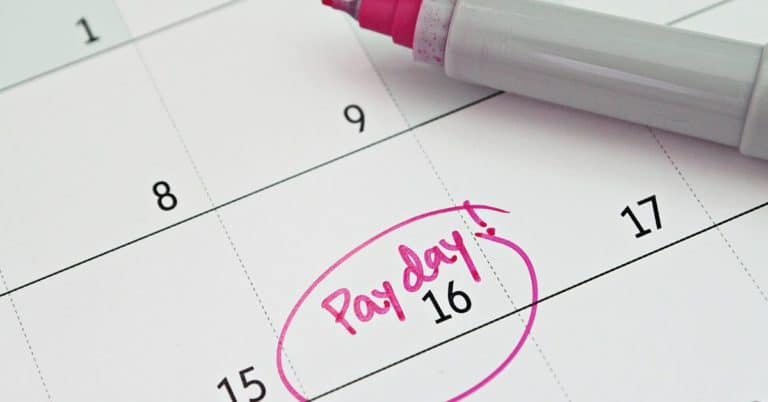 how to stop living paycheck to paycheck